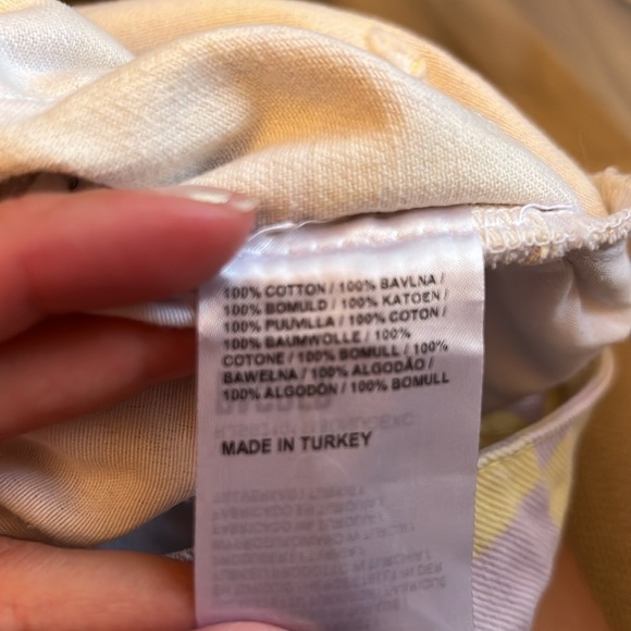 The Ragged Priest UO Exclusive
Checkered Jean Size: 28 color: yellow/ purple - Picture 17 of 17